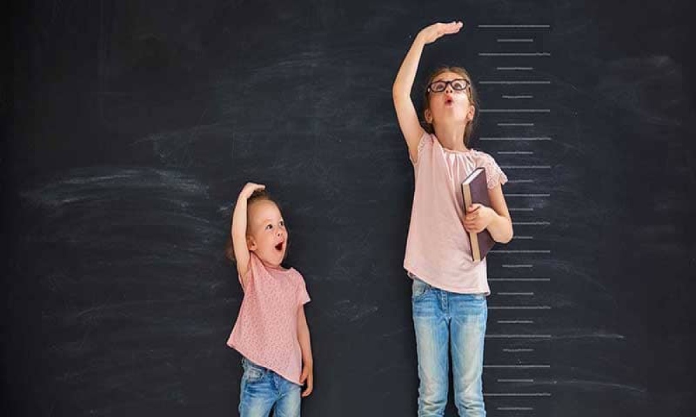 مراحل رشد گفتار کلامی و غیرکلامی کودکان از تولد تا دو سالگی